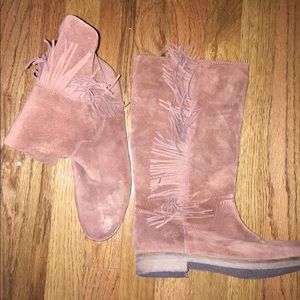 Lucky Brand Suede fringe boots! Size 9